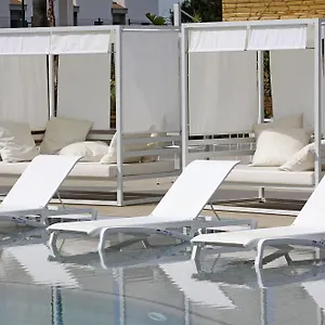 https://tonga-hotel.balearic-islands.net