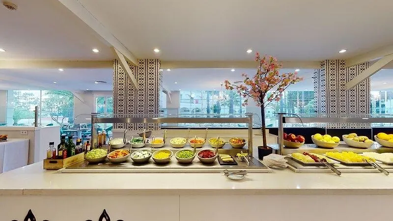 酒店 坎皮卡福特 花园渡假村 - 仅供成年人入住酒店